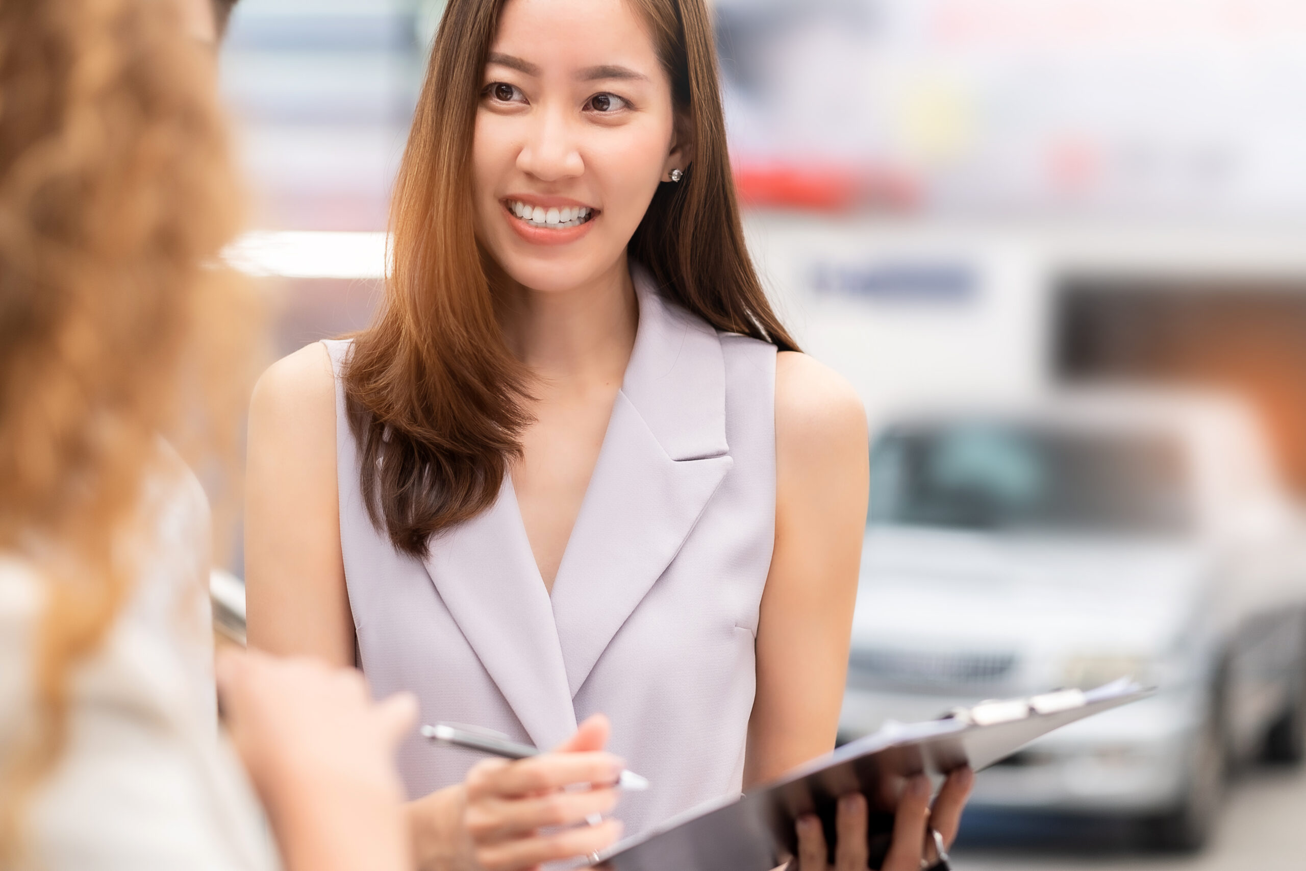 sales agents in a sales presentation